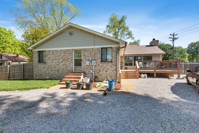 307 S Russell St, Portland, TN 37148 - photo 3