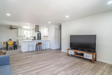 51675 Avenida Alvarado, La Quinta, CA 92253 - photo 7