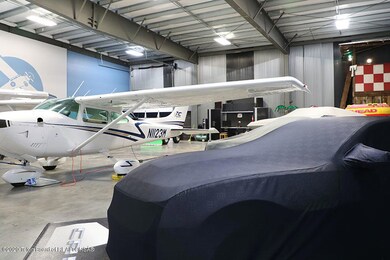 2_aero_condo_3_cessna