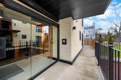 462 W Stadium Blvd, Ann Arbor, MI 48103 - photo 2