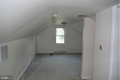 1049 Paper Mill Rd, Chambersburg, PA 17202 - photo 7