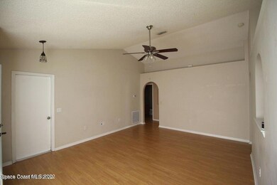 20220923141324015701000000-o