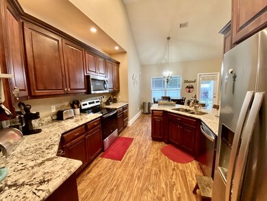 514 Kent Dr, Adel, GA 31620 - photo 7