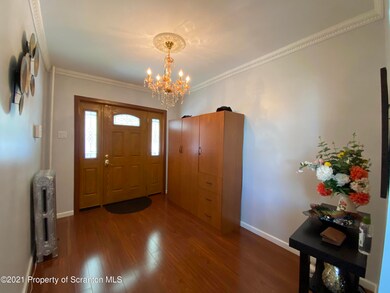 511 N Rebecca Ave, Scranton, PA 18504 - photo 4