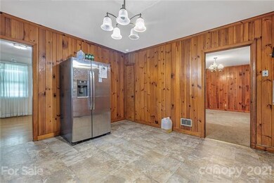 1416 Dallas Cherryville Hwy, Dallas, NC 28034 - photo 5