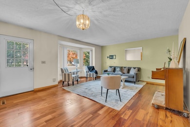 125 Burr Oak Dr, Spring Arbor, MI 49283 - photo 3