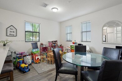 15500 SW 136th St unit 202, Miami, FL 33196 - photo 7