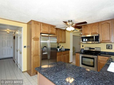 10629 Hesperian Dr, Laurel, MD 20723 - photo 3