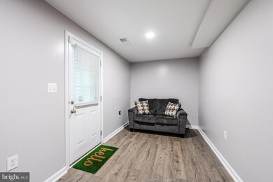 35158 Sara Ct, Locust Grove, VA 22508 - photo 7