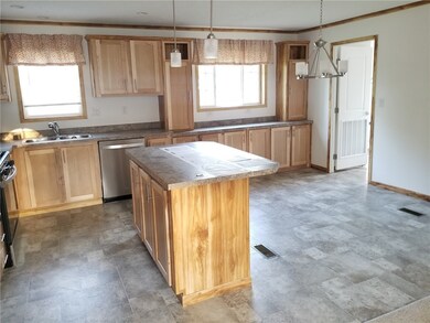 11058 Lawrence Loop, Meadville, PA 16335 - photo 5