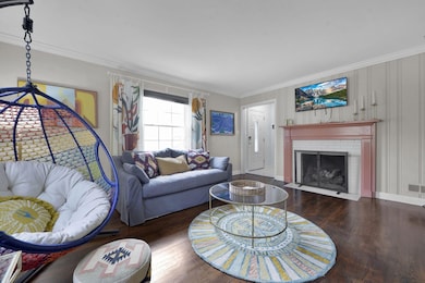 5-web-or-mls-247-s-james-rd