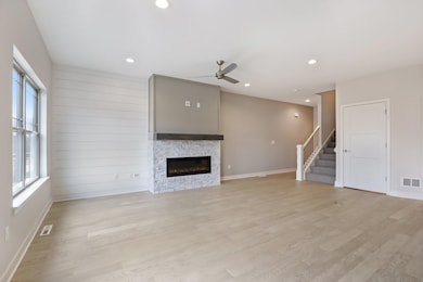 165 Aerie Cir unit 102, Brookfield, WI 53045 - photo 6