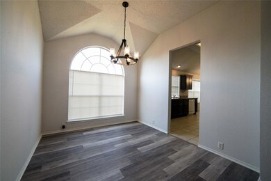 3201 Meredith Ln, Denton, TX 76210 - photo 3