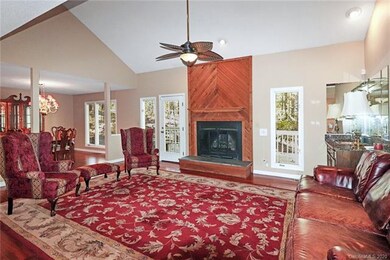 11 Woodvine Ln, Clover, SC 29710 - photo 5