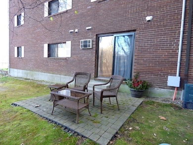 276 Codman Hill Rd unit 4A, Boxborough, MA 01719 - photo 2