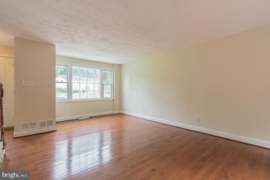 1817 Taylor Ave, Fort Washington, MD 20744 - photo 4