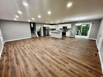 1870 S Knightridge Rd, Bloomington, IN 47401 - photo 4