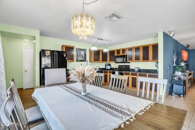 11529 W Bloomfield Rd-10