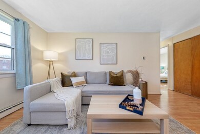 4 Colonial Village Dr unit 8, Arlington, MA 02474 - photo 6