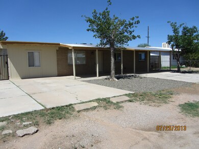Front with rock 2
