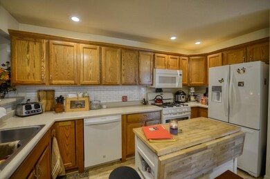 1349 Honeysuckle5