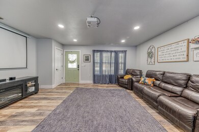 609 Duke St, Weatherford, TX 76086 - photo 4