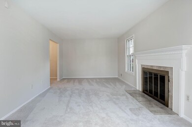 2401 Ansdel Ct, Reston, VA 20191 - photo 6