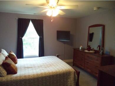 6 Crestview Cir unit 140, Londonderry, NH 03053 - photo 7