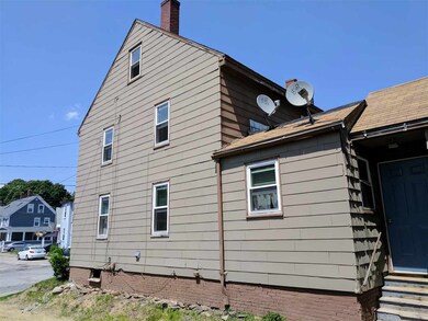 38 Franklin St unit 38 & 40, Somersworth, NH 03878 - photo 4