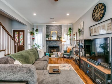 1217 Woodland Park Dr, Hurst, TX 76053 - photo 5