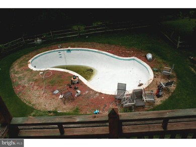 805 Lorraine Dr, Springfield, PA 19064 - photo 7