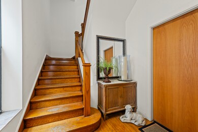 4537 N Greenview Ave, Chicago, IL 60640 - photo 2