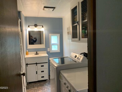 Bathroom/Laundry