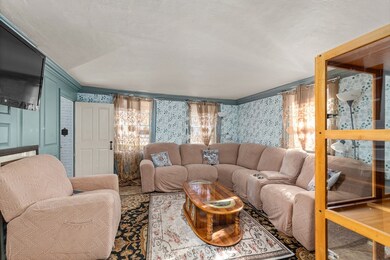 52 Salem St, Reading, MA 01867 - photo 5