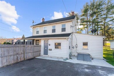 128 Washington St, Freemansburg, PA 18017 - photo 2