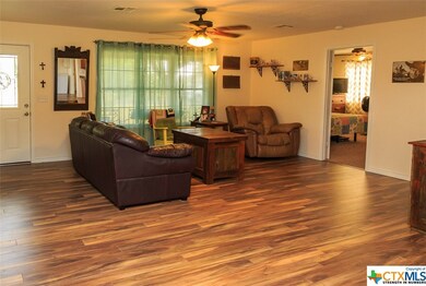 7403 Poison Oak Rd, Temple, TX 76502 - photo 3