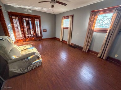 2426 Shirley Rd, Youngstown, OH 44502 - photo 7