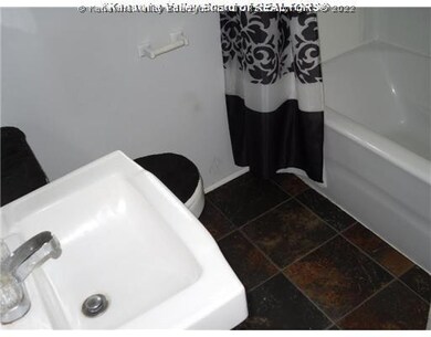 557 20th St, Dunbar, WV 25064 - photo 6