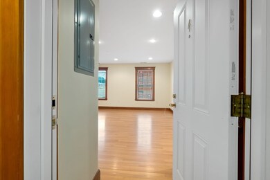 50 Maple St unit 4, Danvers, MA 01923 - photo 2