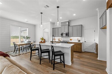 3476 Pointe Du Hoc Dr, Bryan, TX 77808 - photo 4