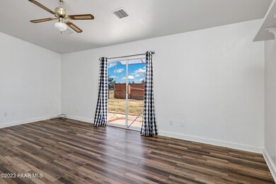 815 W Ahonen Rd unit 4, Paulden, AZ 86334 - photo 5