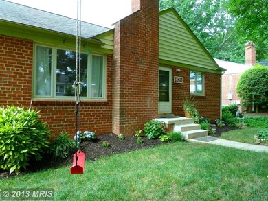 5011 Aurora Dr, Kensington, MD 20895 - photo 3