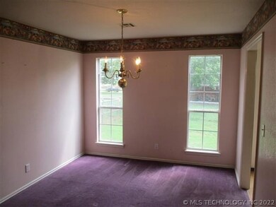 Formal Dining