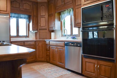 8267 E 50 S, Greentown, IN 46936 - photo 3