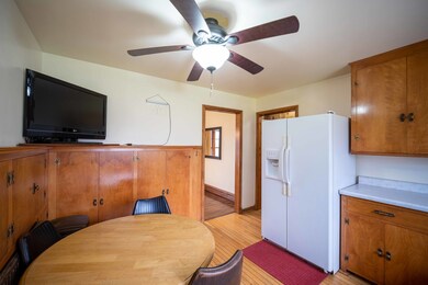 2246 Corona Rd, Waukegan, IL 60087 - photo 7