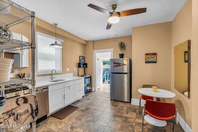 UNIT 1 kitchen