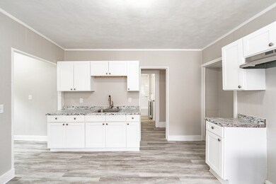 45-47 Narragansett St, Springfield, MA 01107 - photo 4