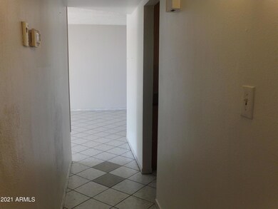 3 bedrooms, 1 bathroom