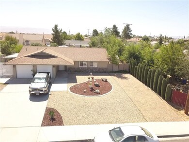 14147 Apple Creek Dr, Victorville, CA 92395 - photo 5