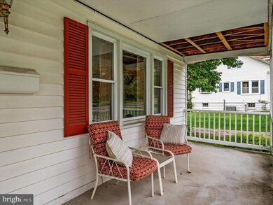 208 Hollins Ferry Rd S, Glen Burnie, MD 21061 - photo 5